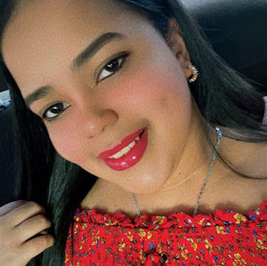 Meet your Posher, Milagros